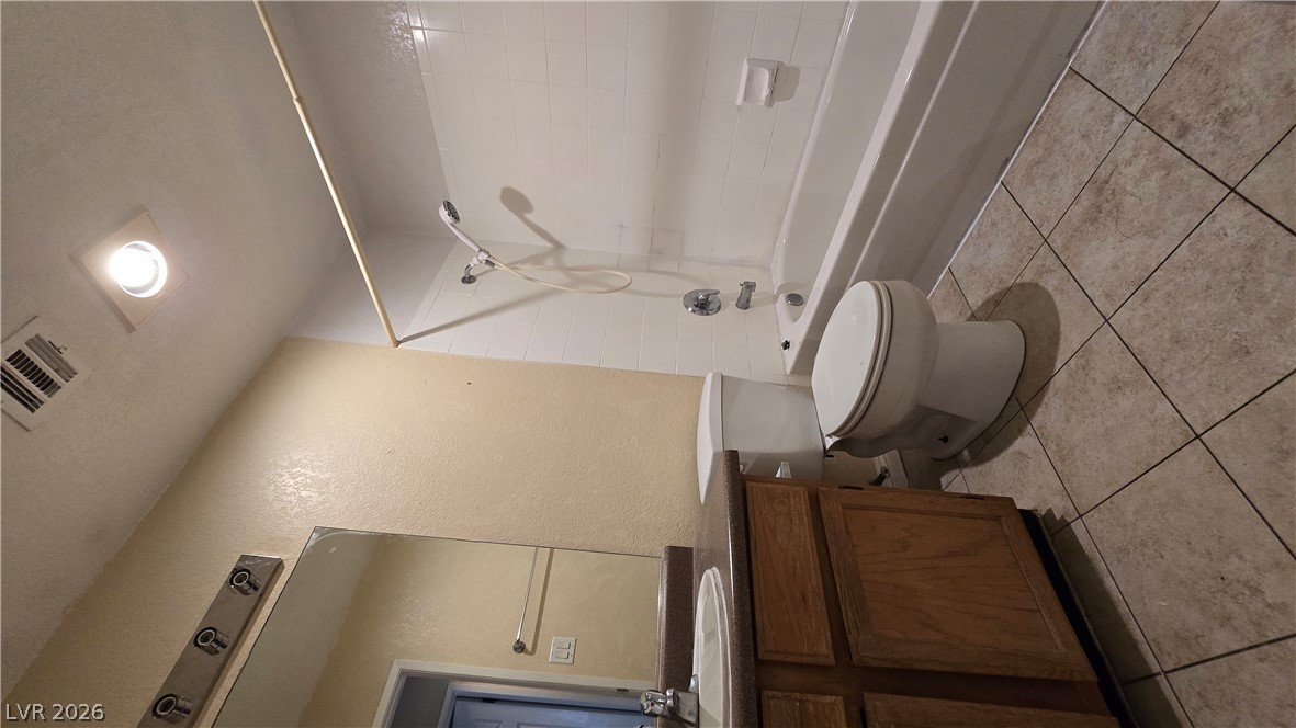 5002 South Rainbow Boulevard 103 Property Photo 14