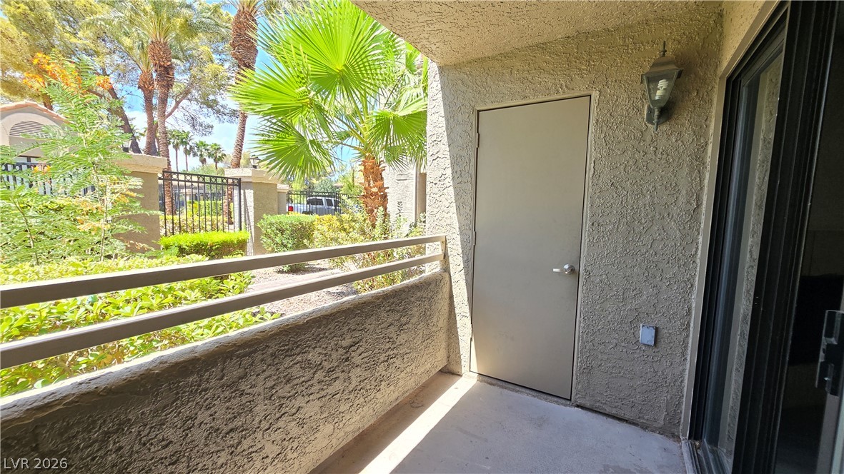 5002 South Rainbow Boulevard 103 Property Photo 24