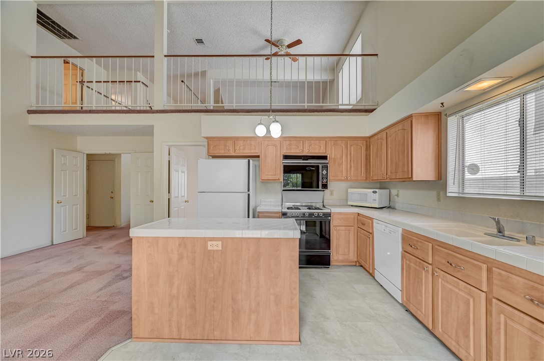 7129 Deepriver Circle Property Photo 14