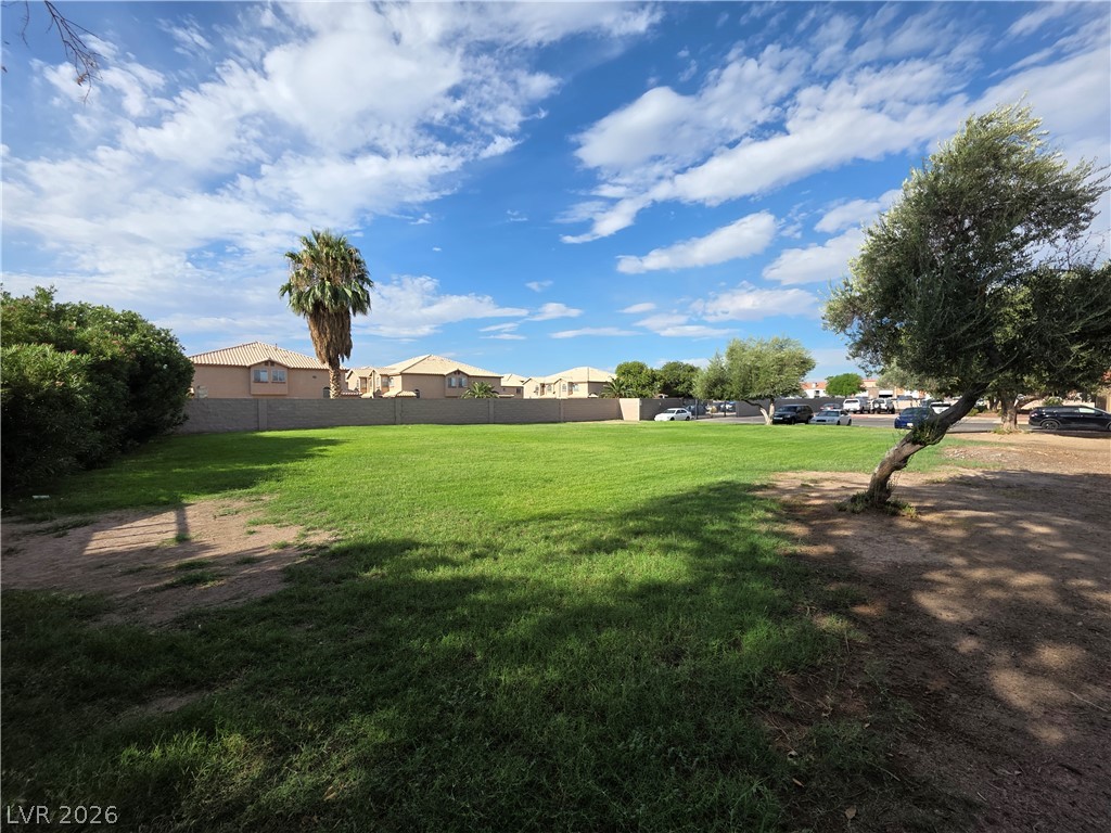 574 Roxella Lane C Property Photo 10