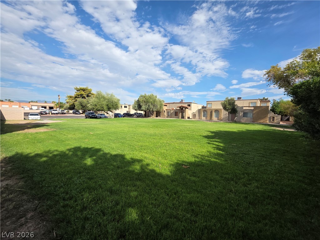 574 Roxella Lane C Property Photo 12