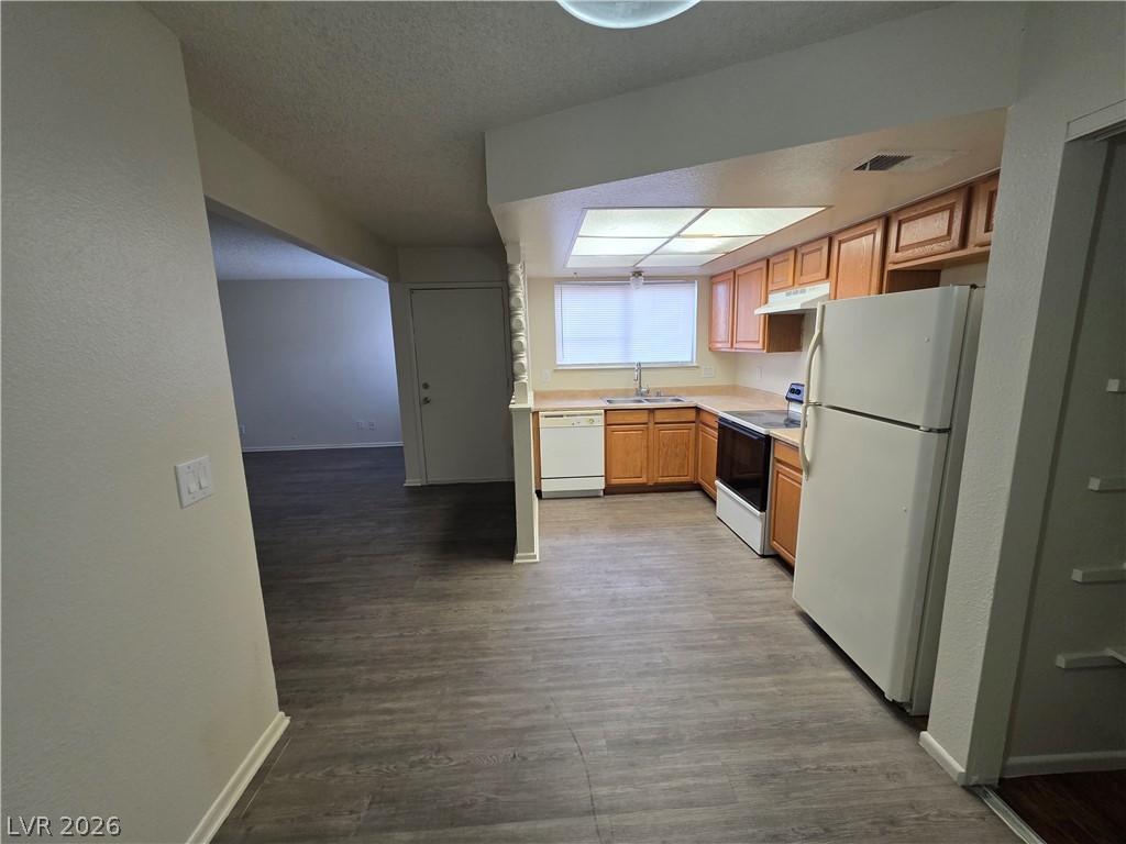 574 Roxella Lane C Property Photo 21