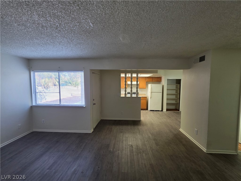574 Roxella Lane C Property Photo 24