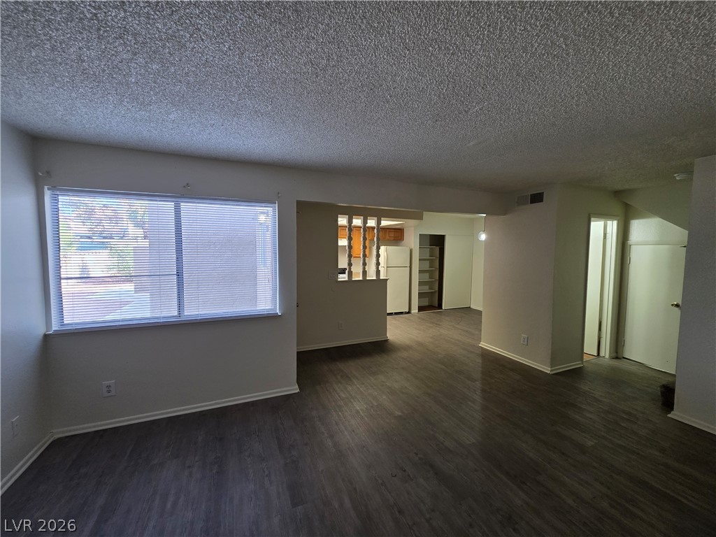 574 Roxella Lane C Property Photo 27
