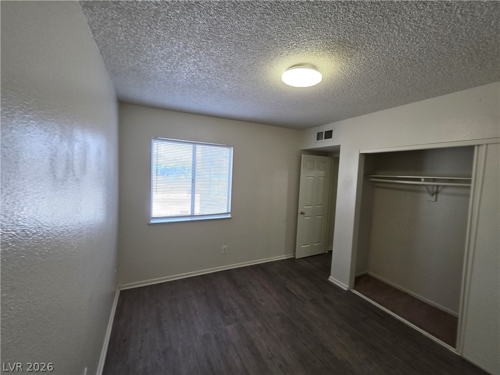 574 Roxella Lane C Property Photo 31
