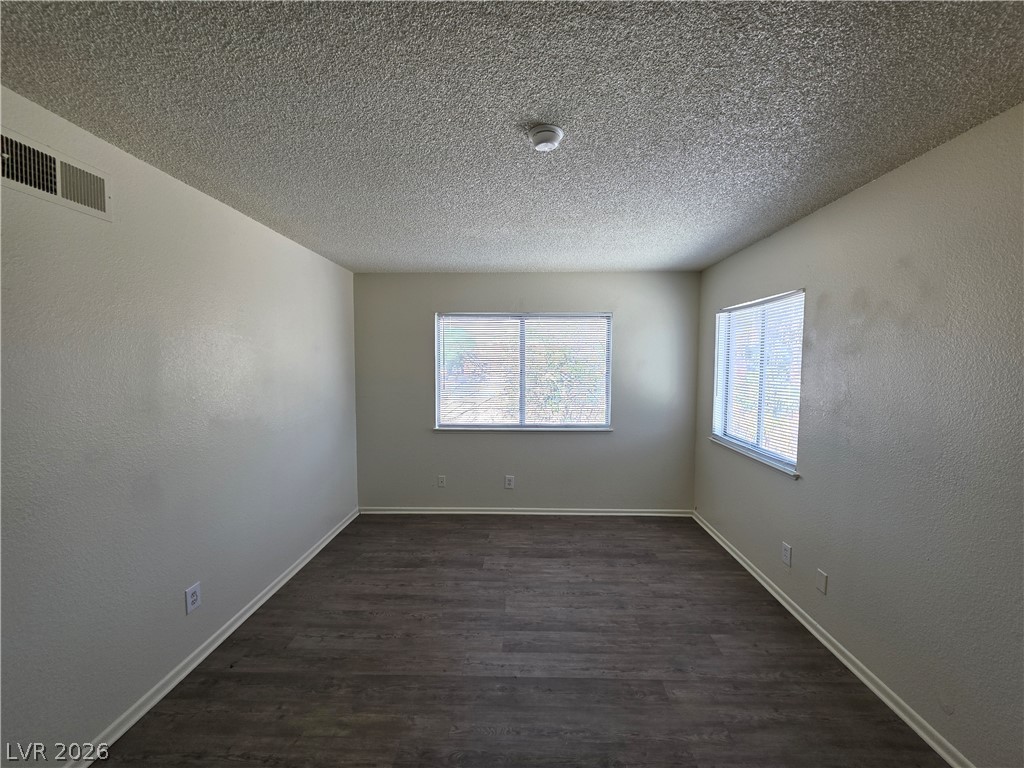574 Roxella Lane C Property Photo 48
