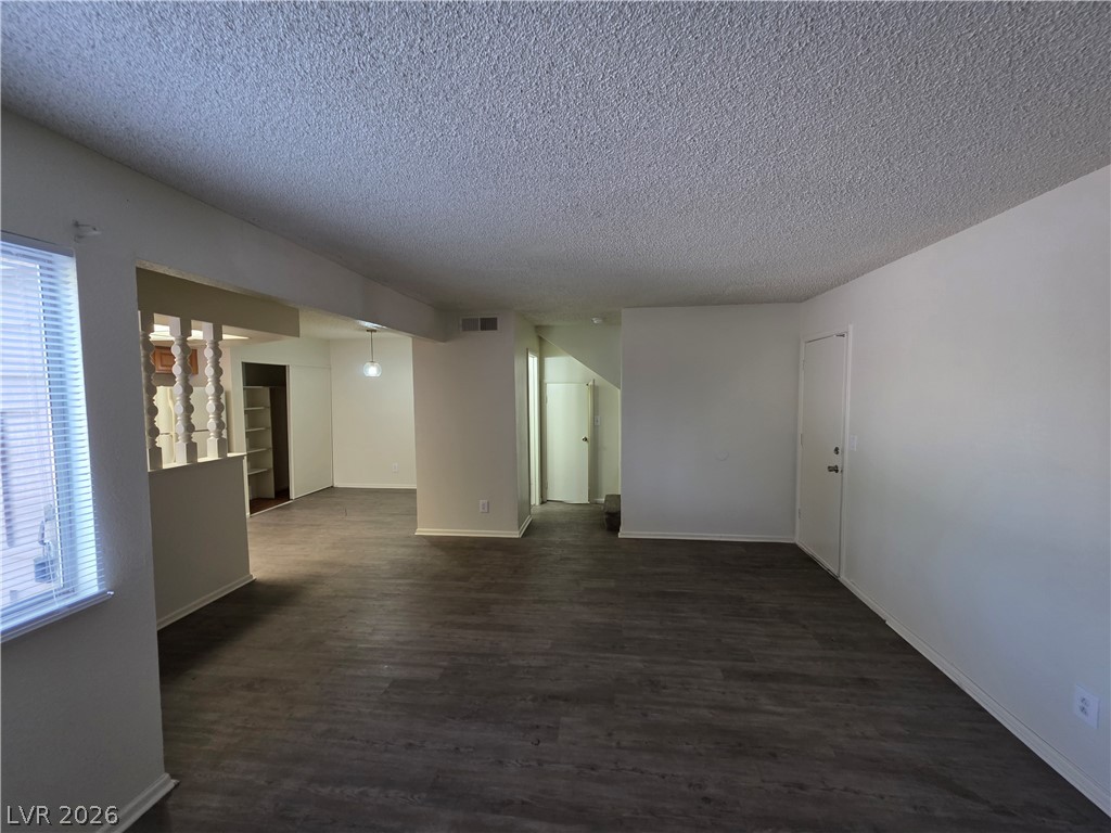 574 Roxella Lane C Property Photo 55