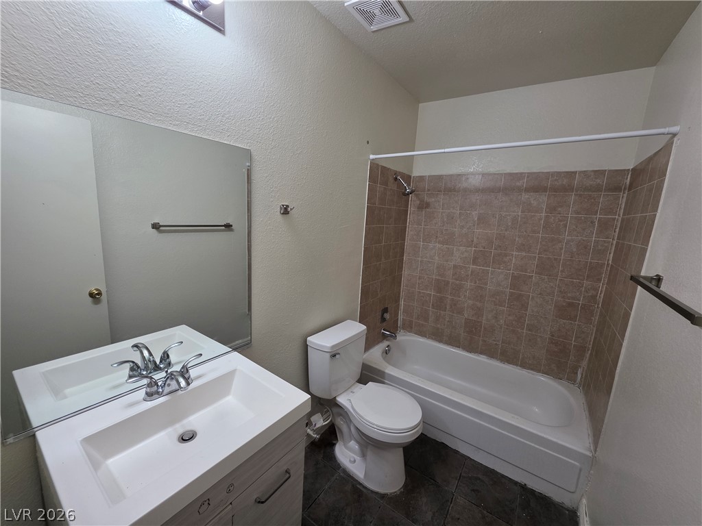 574 Roxella Lane C Property Photo 61