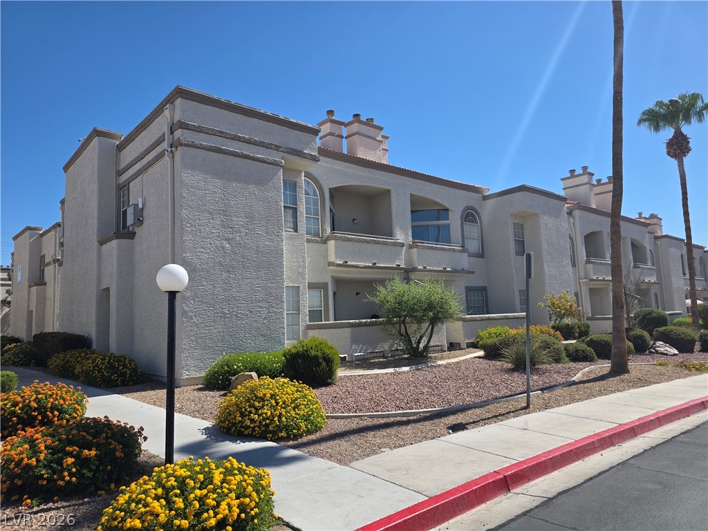 3150 Soft Breezes Drive 2166 Property Photo 1