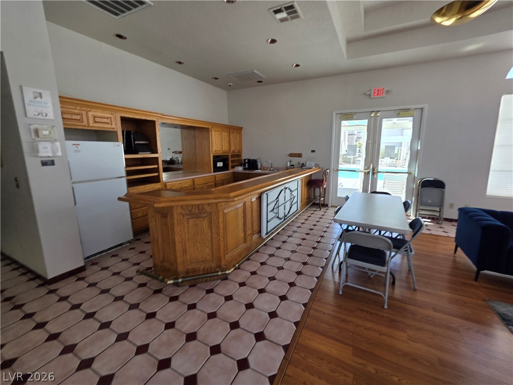 3150 Soft Breezes Drive 2166 Property Photo 8