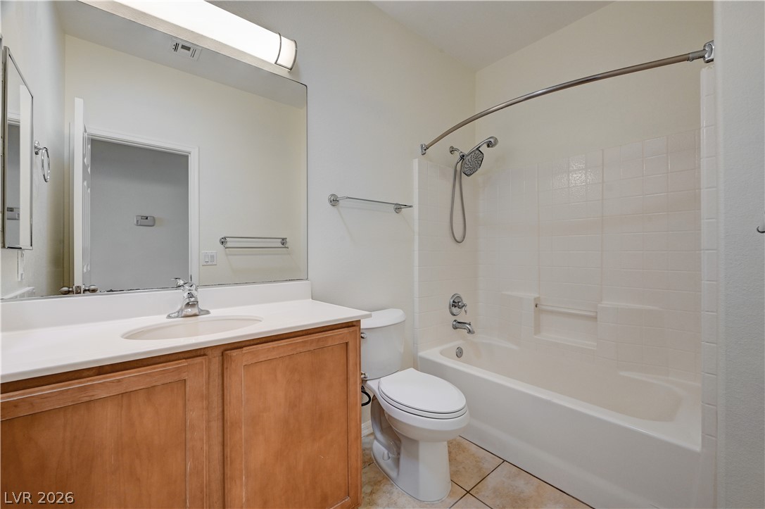 6444 Bristlebird Street Property Photo 19