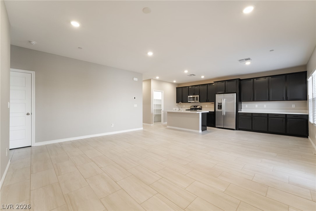 336 Aravalli Crest Street Property Photo 7
