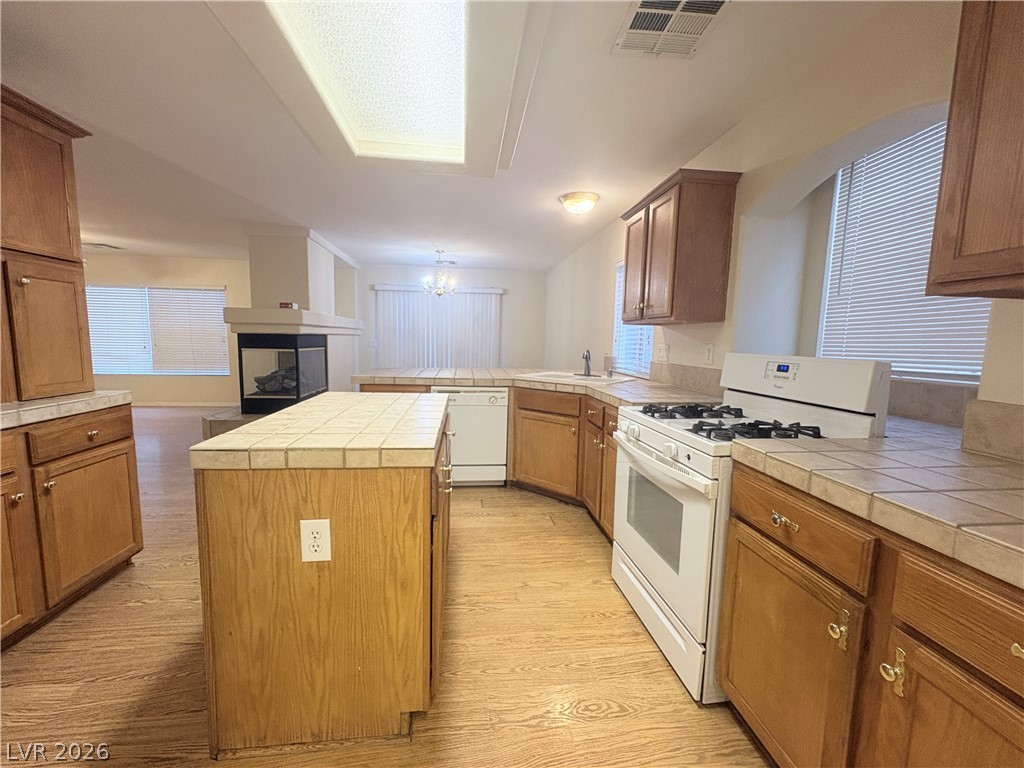 7506 Rustic Galleon Street Property Photo 11