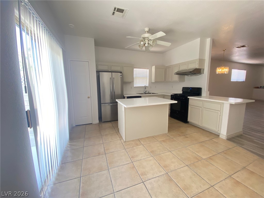 9880 Risto Court Property Photo 12