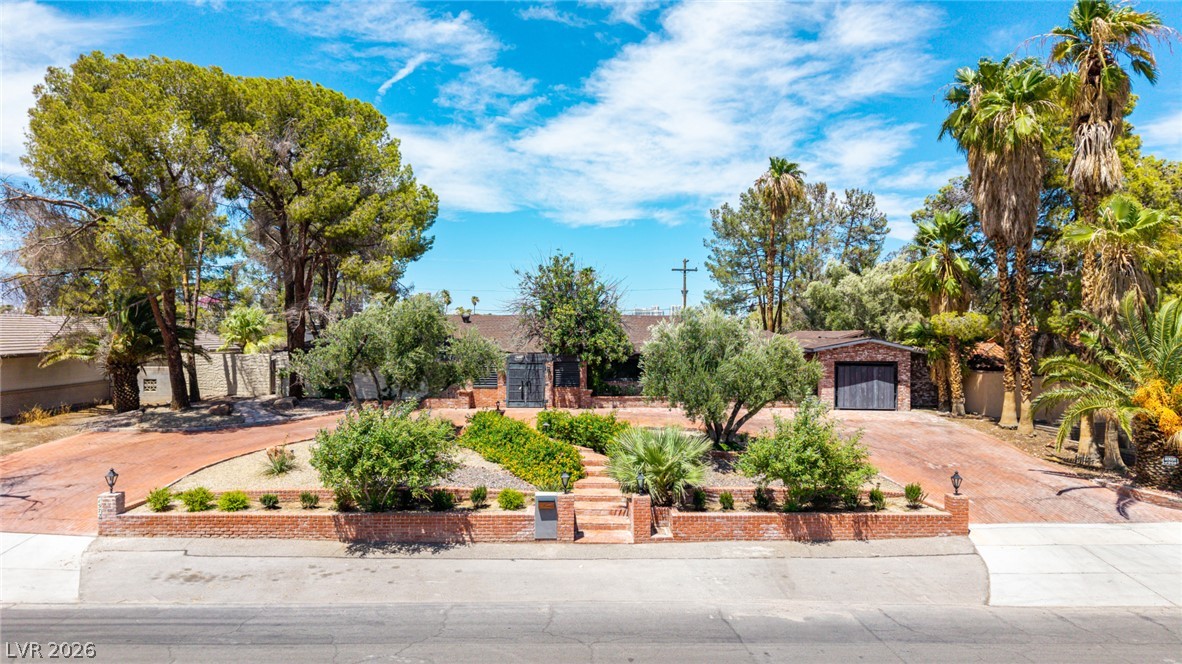 1572 Santa Anita Drive Property Photo 5