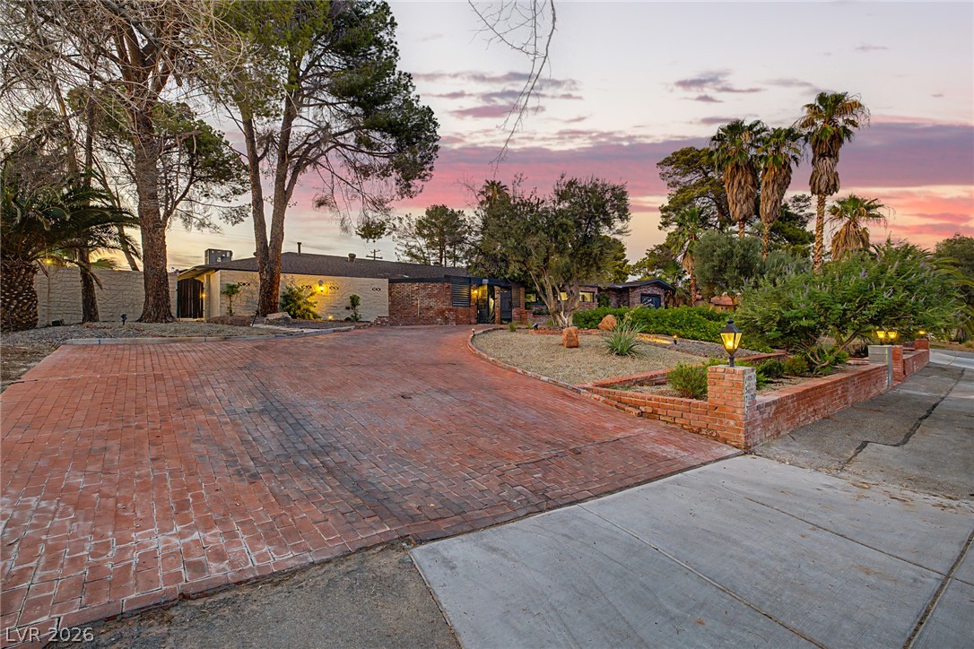 1572 Santa Anita Drive Property Photo 7