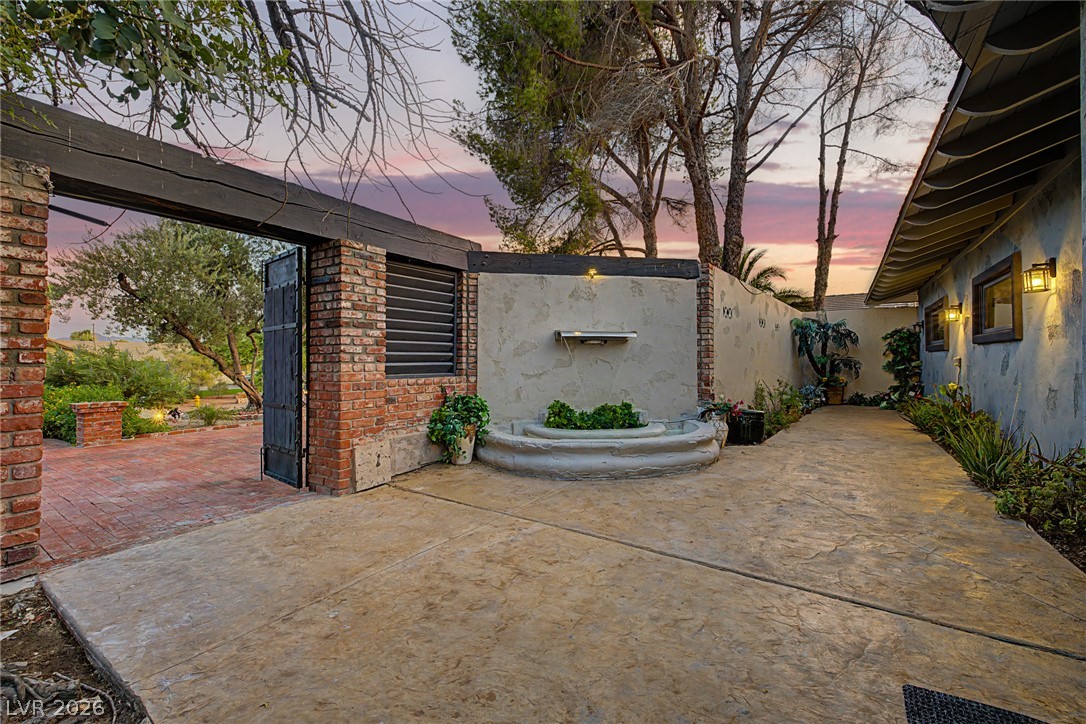 1572 Santa Anita Drive Property Photo 10