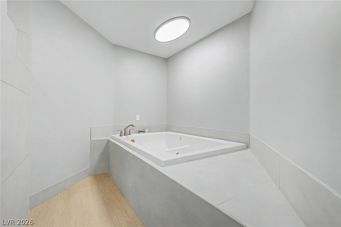 1572 Santa Anita Drive Property Photo 35