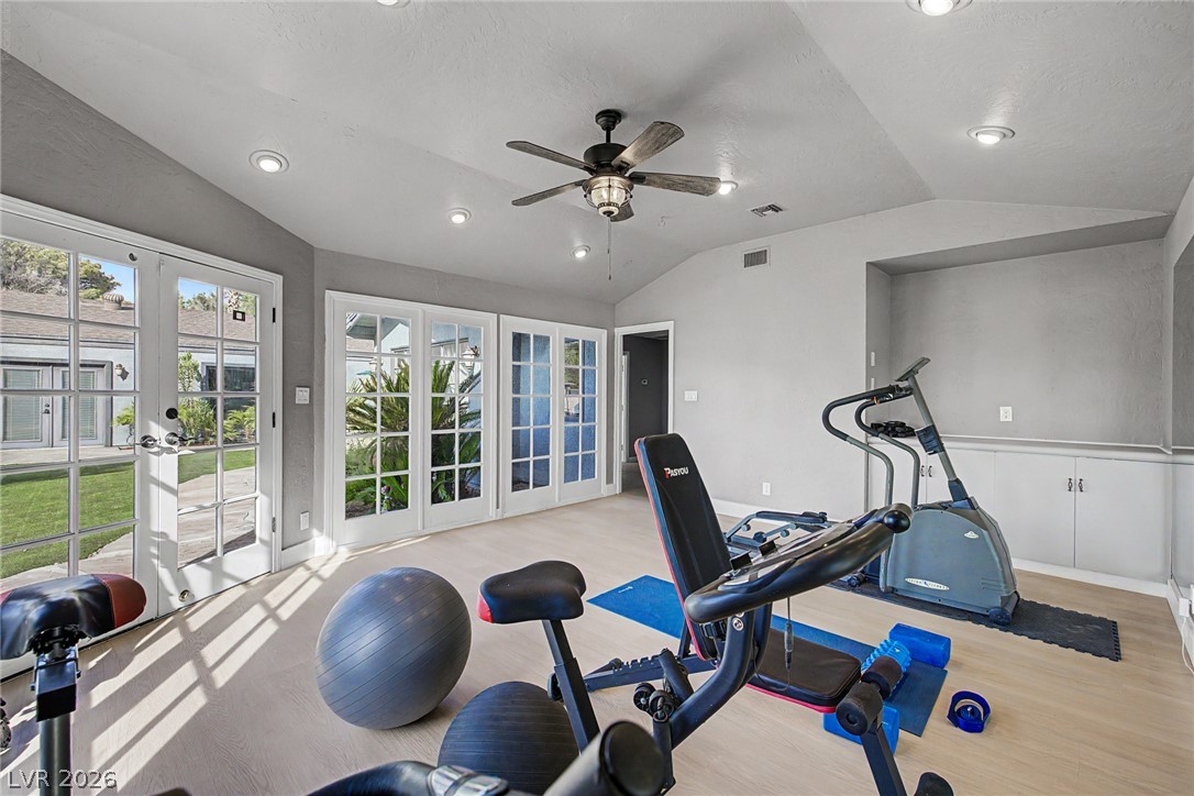 1572 Santa Anita Drive Property Photo 63