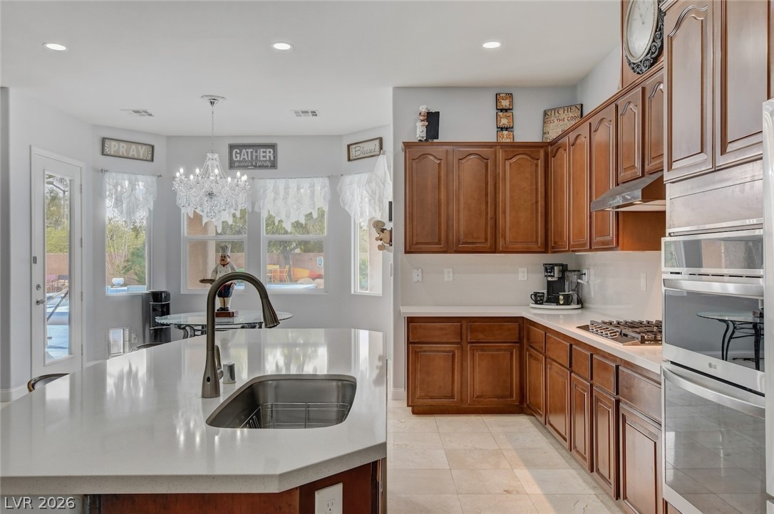 5527 Breecher Avenue Property Photo 17