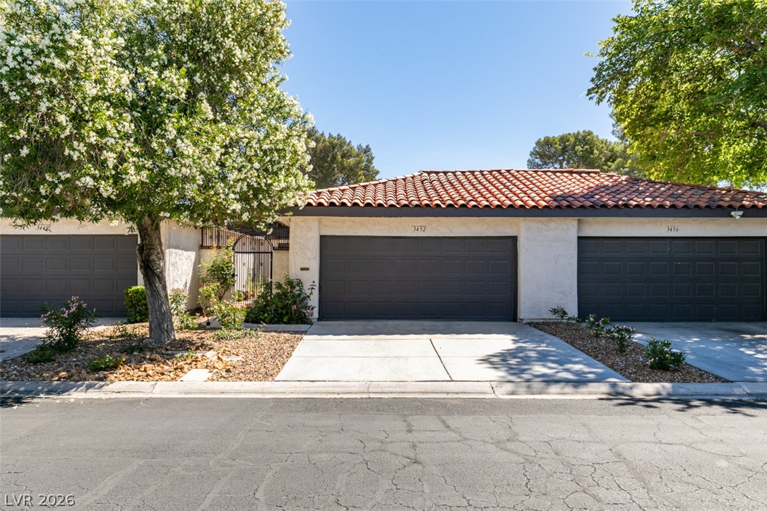 3452 Pino Circle Property Photo 1