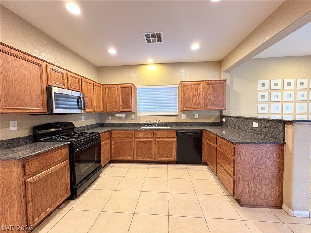 5014 Golden Antelope Way Property Photo 9