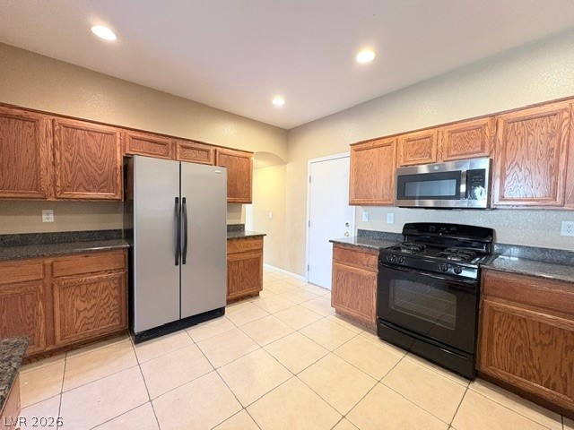5014 Golden Antelope Way Property Photo 11
