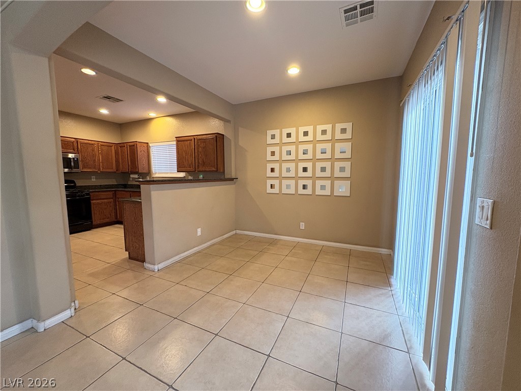 5014 Golden Antelope Way Property Photo 14