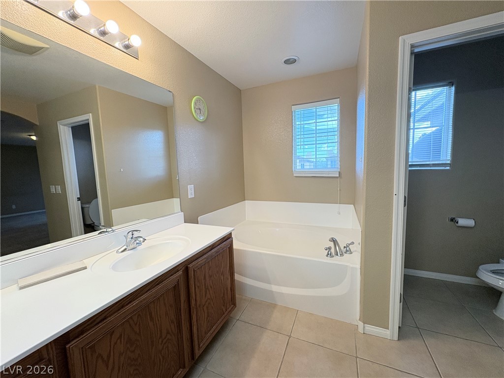 5014 Golden Antelope Way Property Photo 39