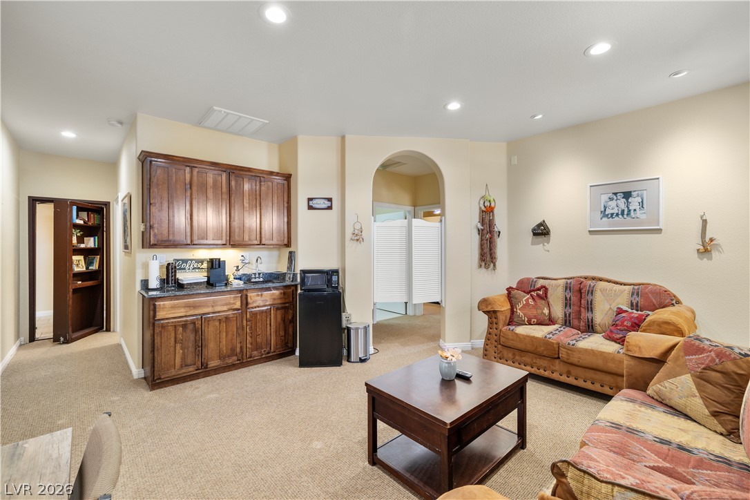 2181 East Winery Road Property Photo 35