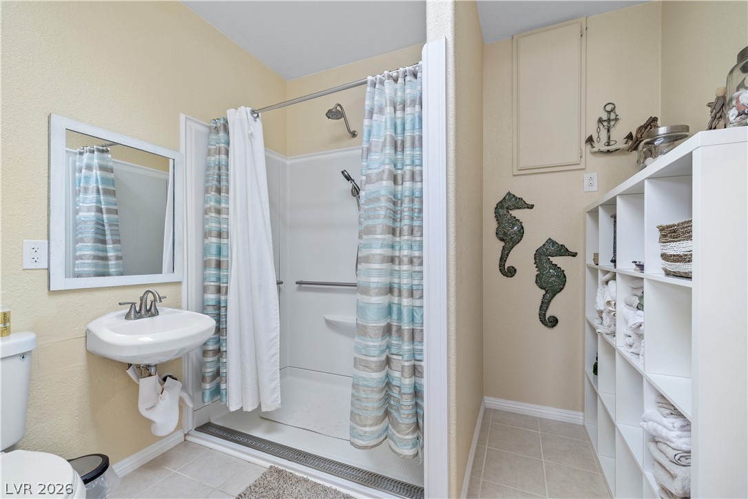 2181 East Winery Road Property Photo 40