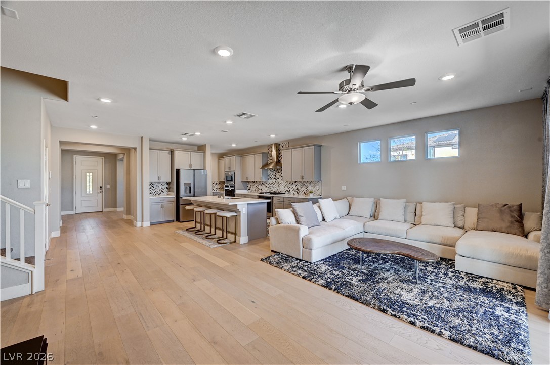 7572 Mount Spokane Court Property Photo 8