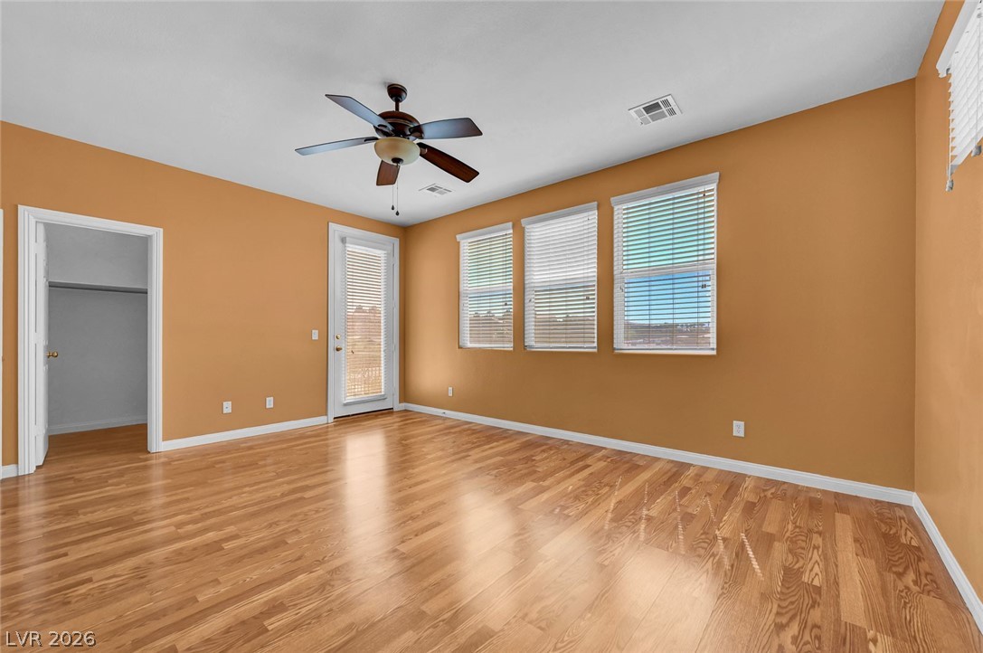 977 Sparkling Light Street Property Photo 6