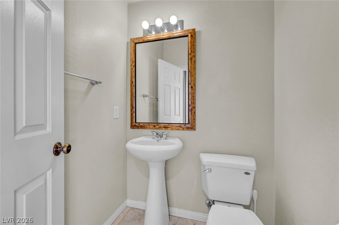 977 Sparkling Light Street Property Photo 23
