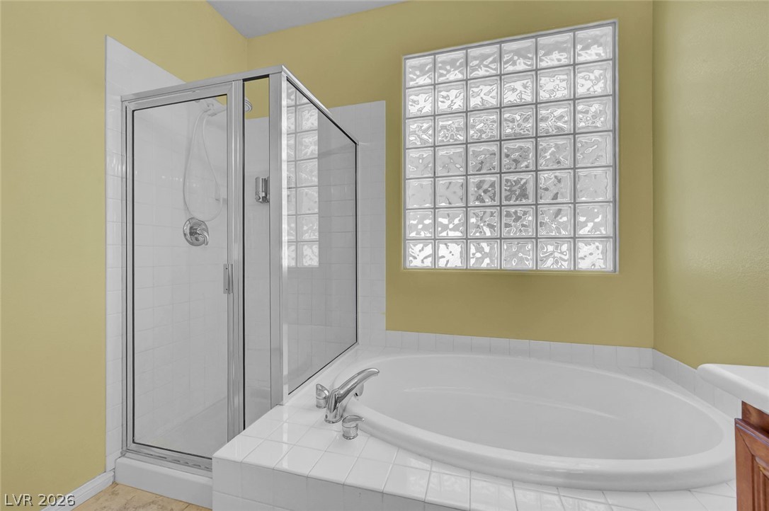 977 Sparkling Light Street Property Photo 48