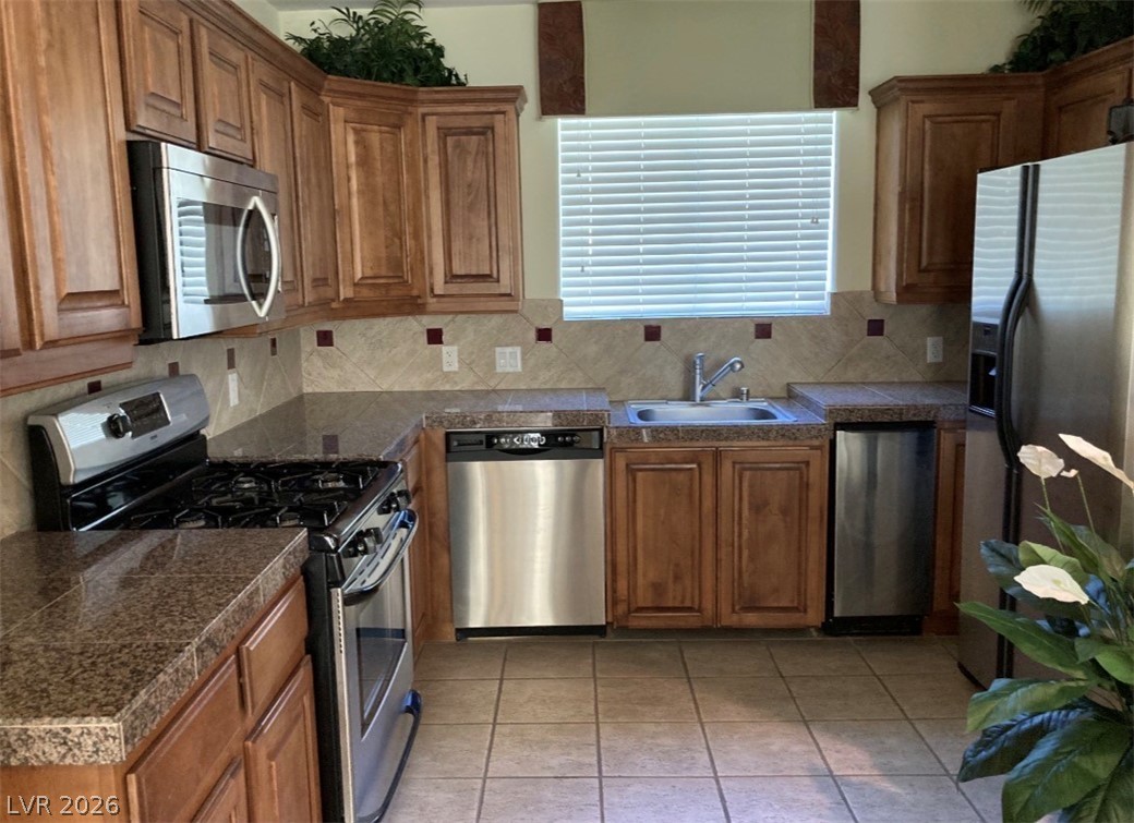977 Sparkling Light Street Property Photo 71