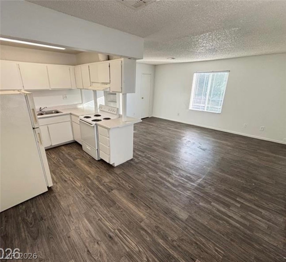 155 Westminster Way Property Photo 3