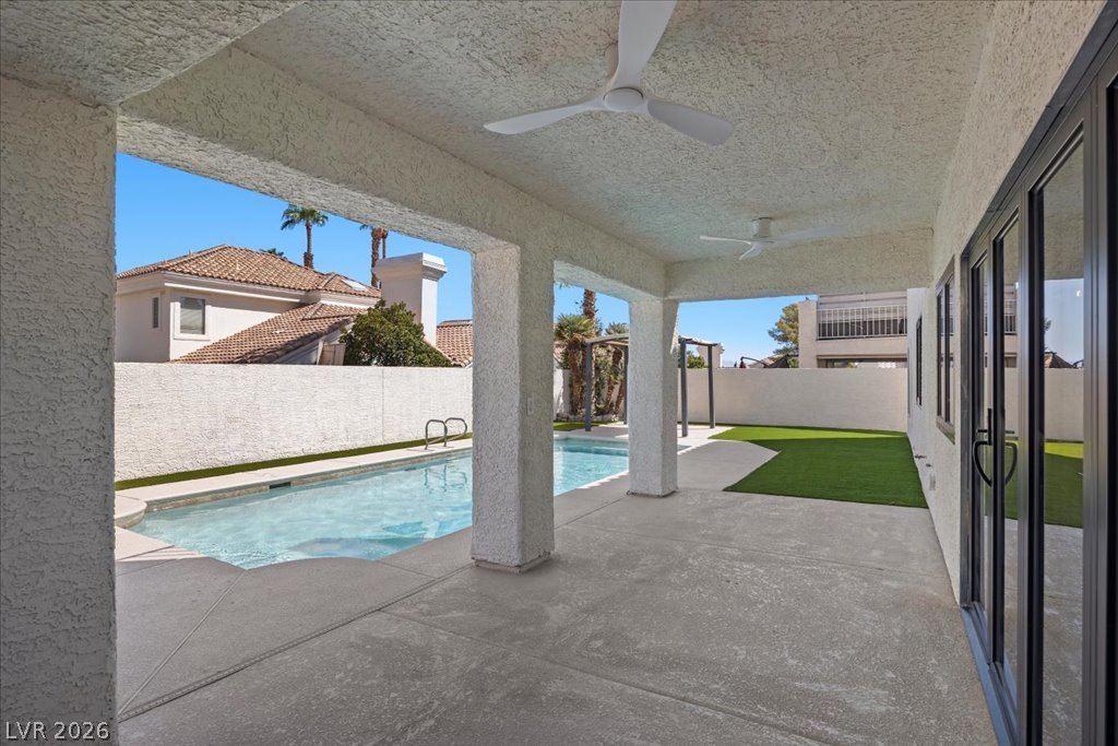 8024 Shorecrest Drive Property Photo 38