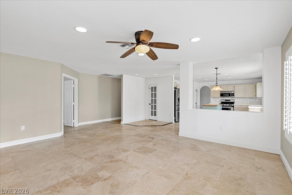 2000 Silverton Drive Property Photo 18