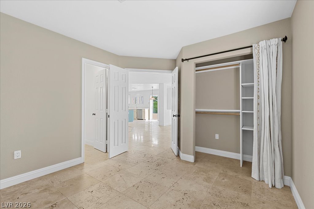 2000 Silverton Drive Property Photo 19