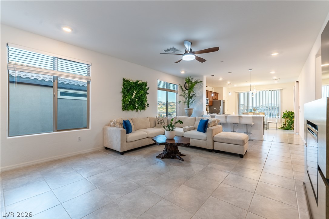 139 Palm Fox Court Property Photo 8