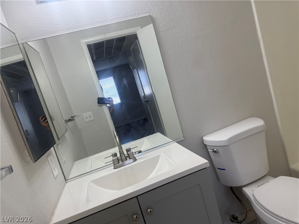 1381 East University Avenue 312 Property Photo 16
