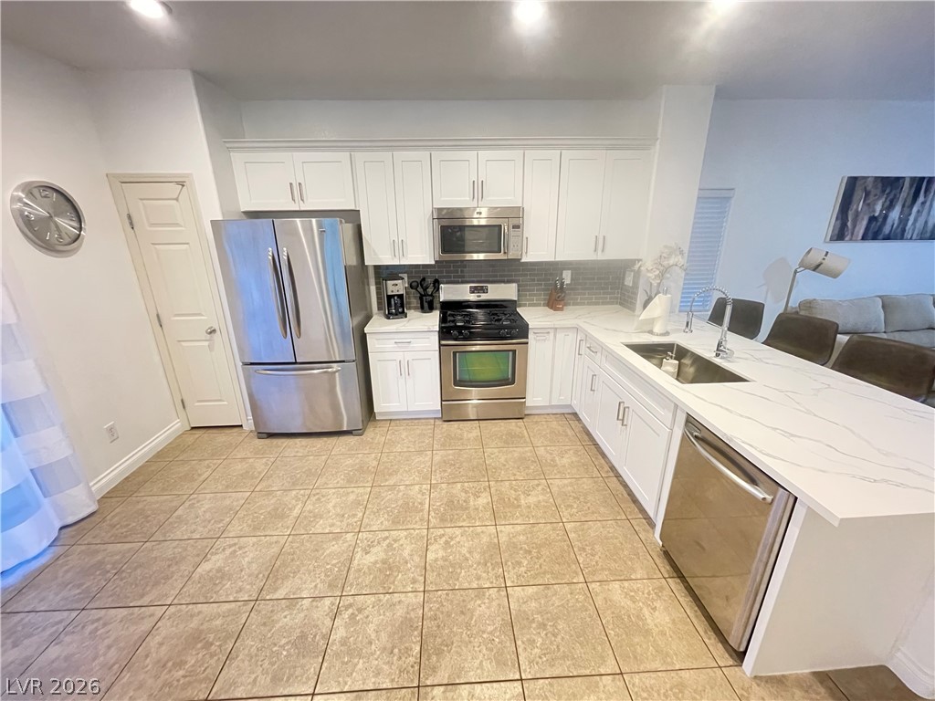 7416 Castillo Peak Street Property Photo 3