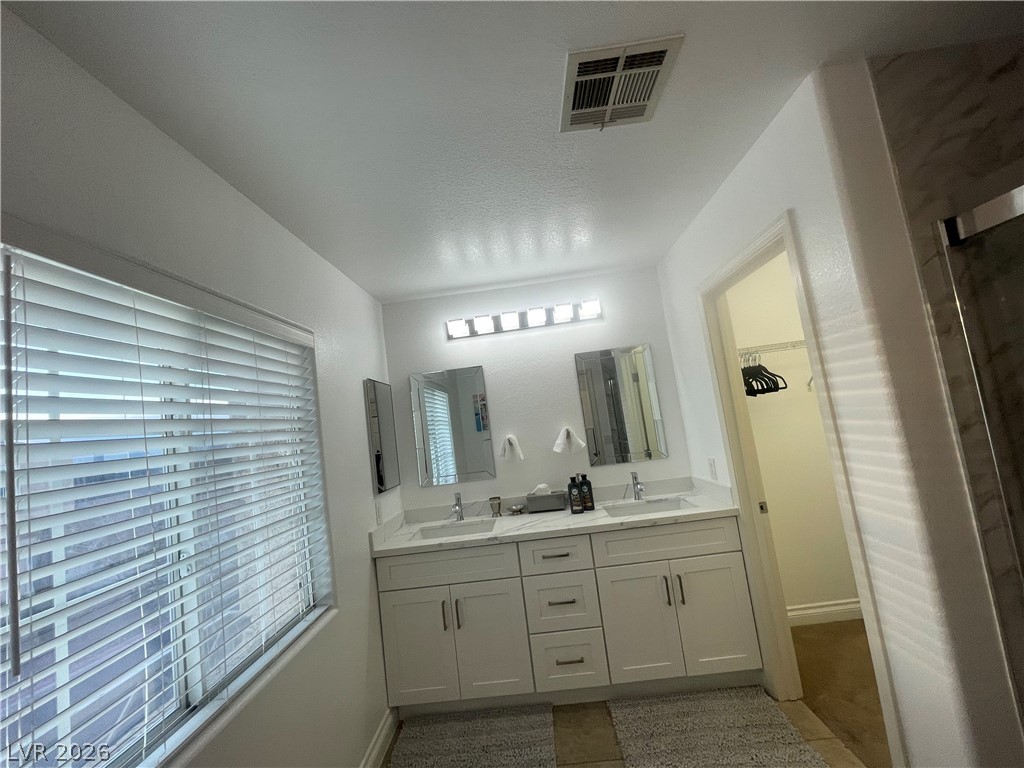 7416 Castillo Peak Street Property Photo 17