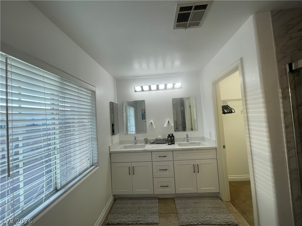 7416 Castillo Peak Street Property Photo 18