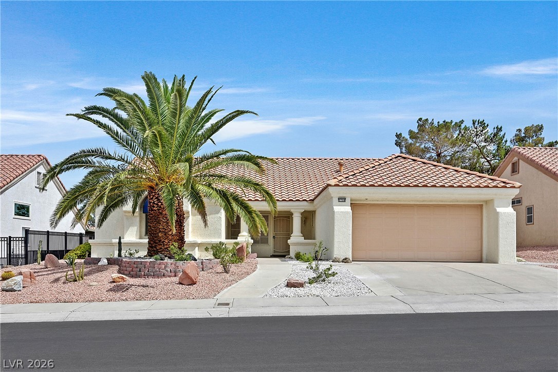 2708 Youngdale Drive Property Photo 1