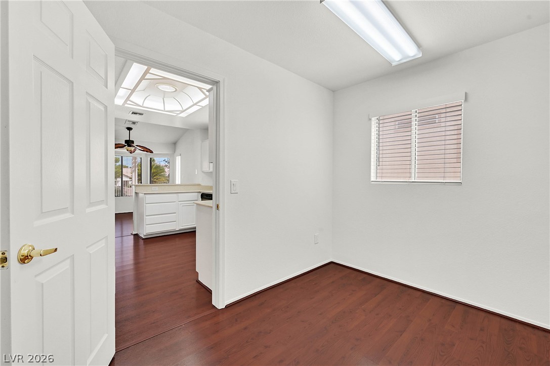 2708 Youngdale Drive Property Photo 9