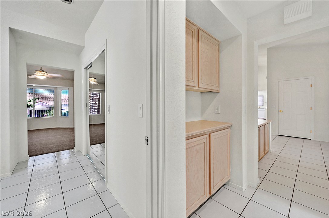 2708 Youngdale Drive Property Photo 12
