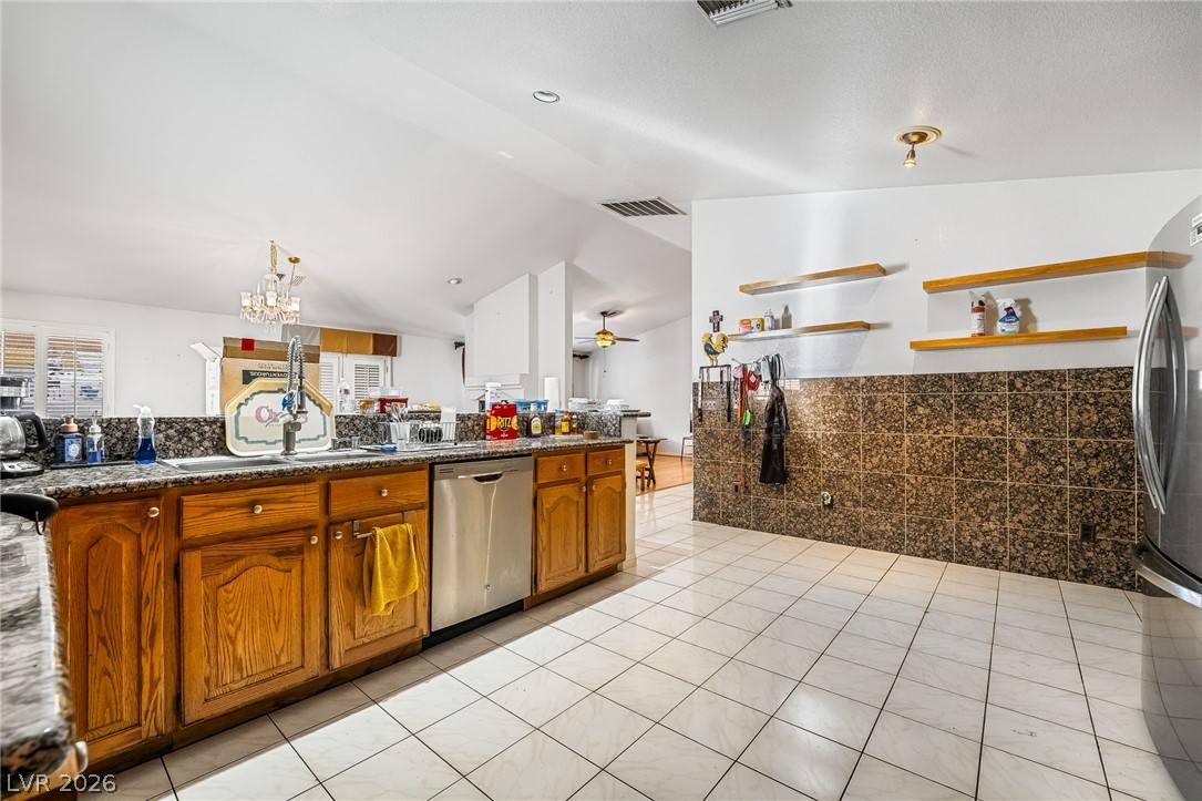 2621 Batelli Court Property Photo 21