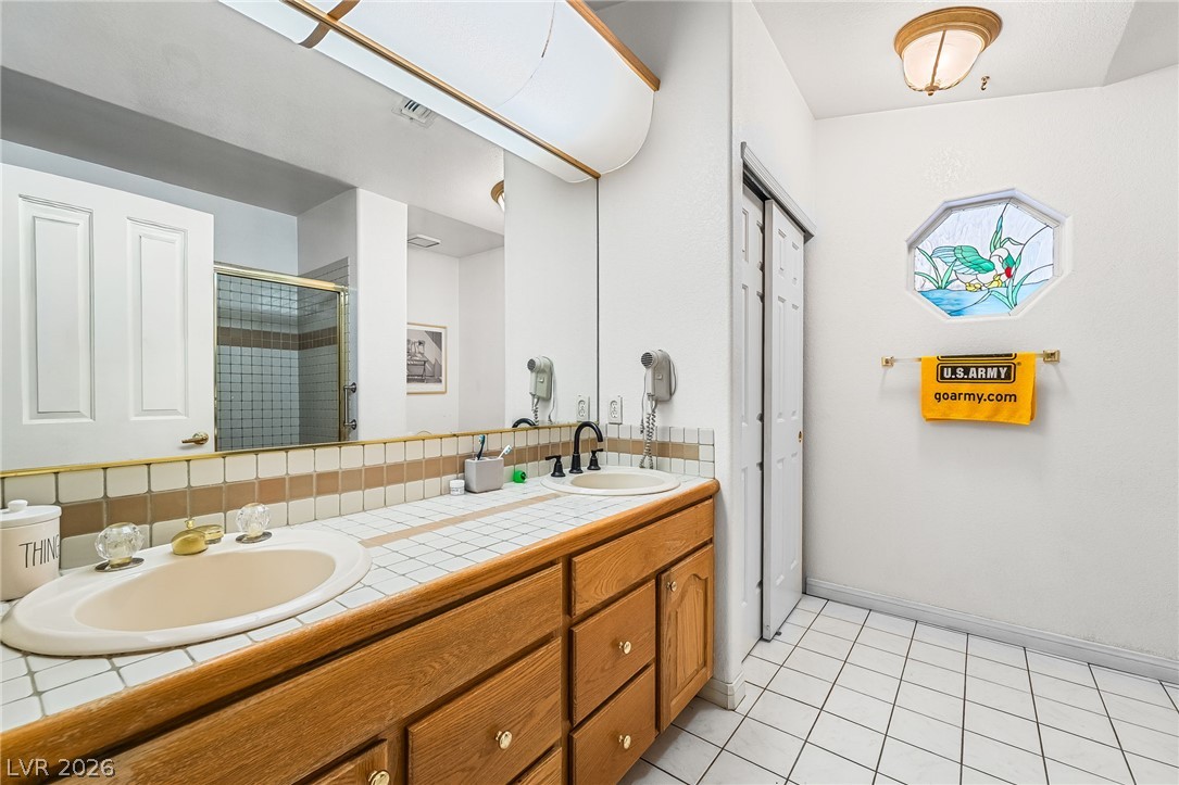 2621 Batelli Court Property Photo 32